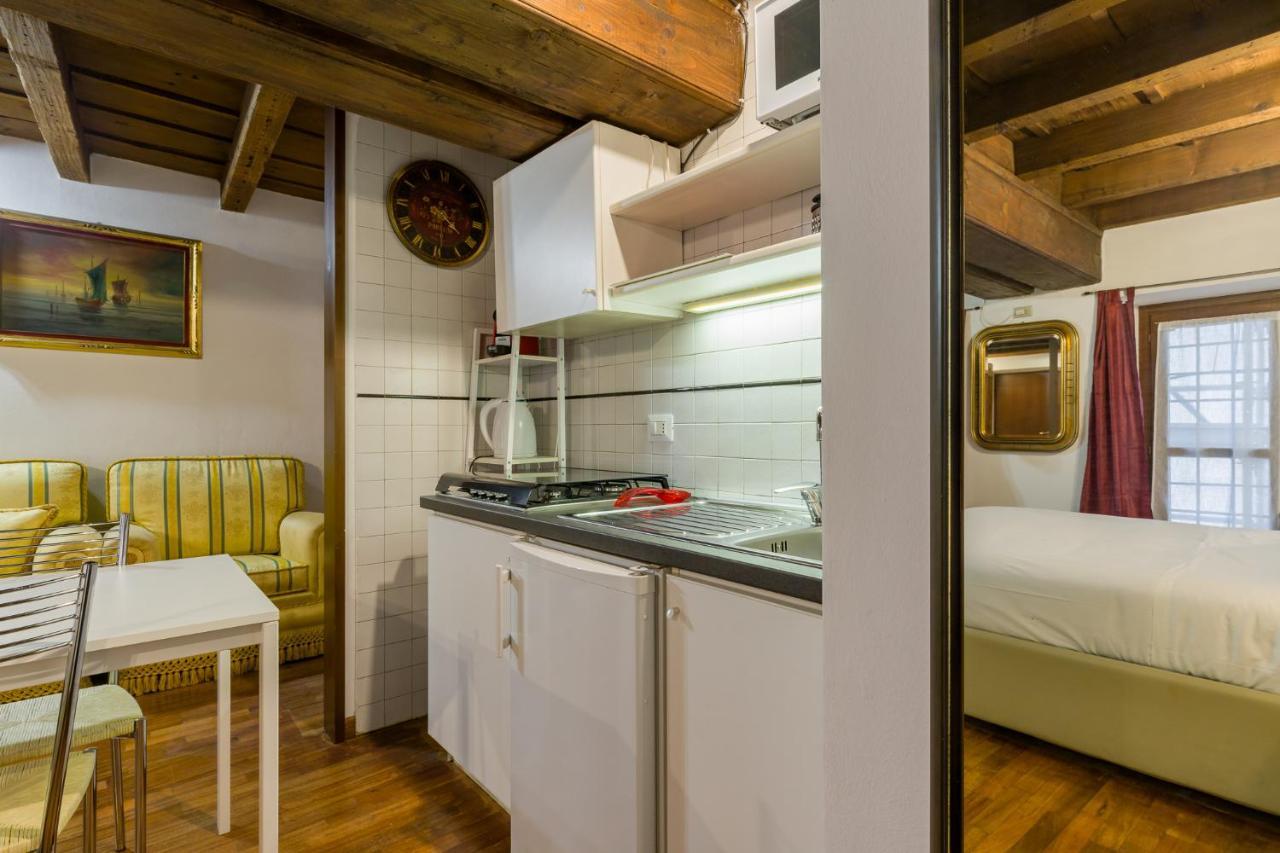 Leoncin D'Oro Apartment Verona Exterior photo